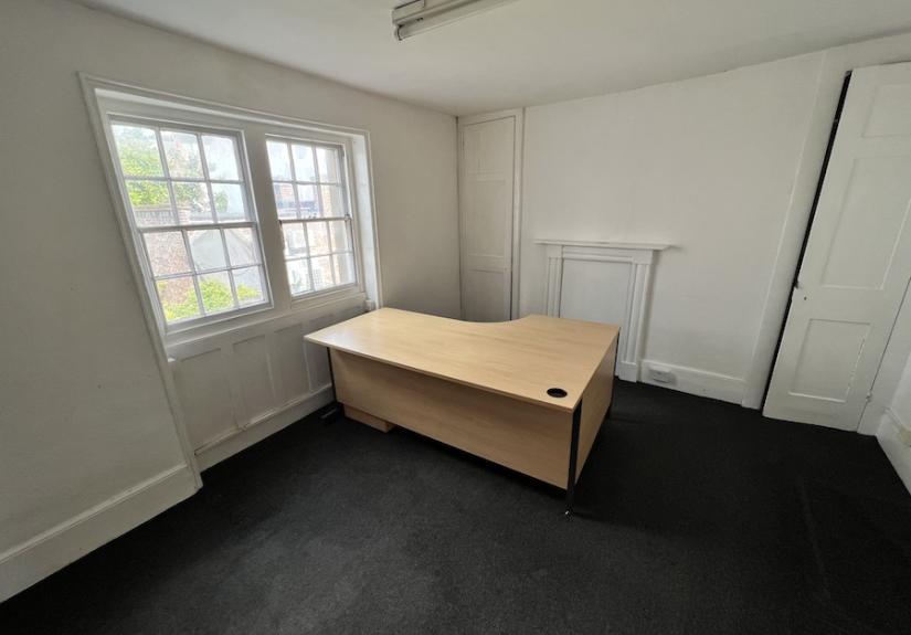 19 Queens Road, Brighton, BN1 3XA Graves Jenkins