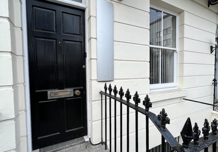 19 Queens Road, Brighton, BN1 3XA Graves Jenkins