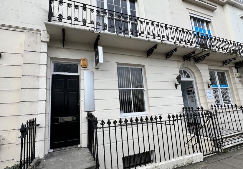 19 Queens Road, Brighton, BN1 3XA Graves Jenkins