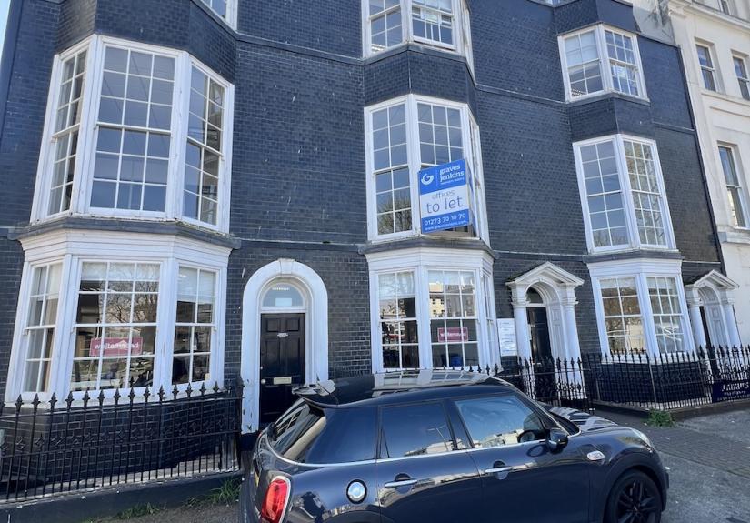 First Floor, 4446 Old Steine, Brighton, BN1 1NH Graves Jenkins