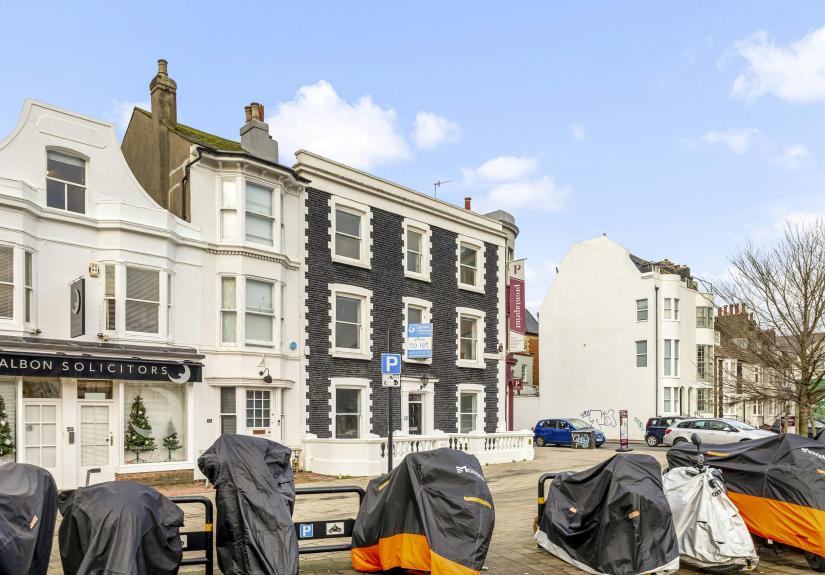 Marlborough Place 26-027.JPG