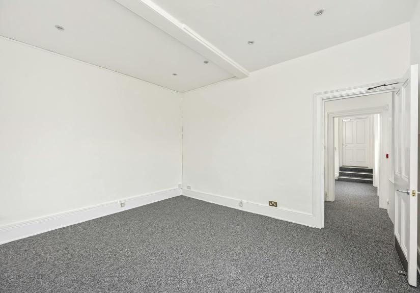 Marlborough Place 26-010.JPG