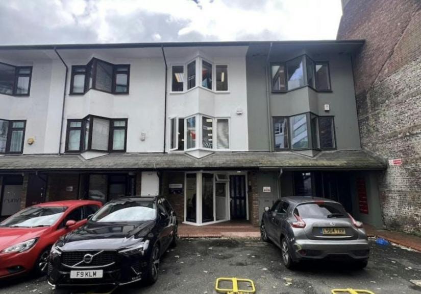 Image 12-02-2026 at 17.06.jpg