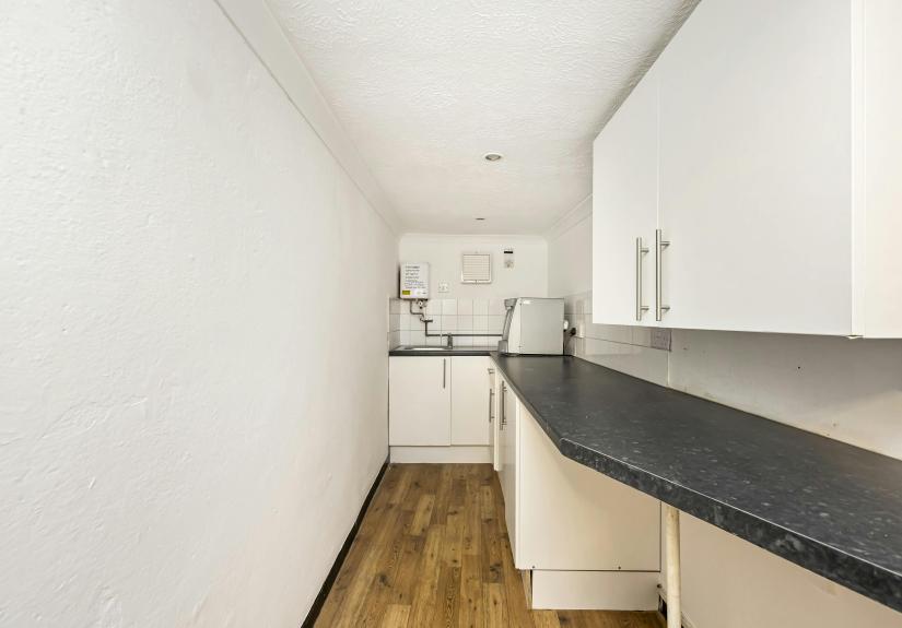 Marlborough Place 26-019.JPG