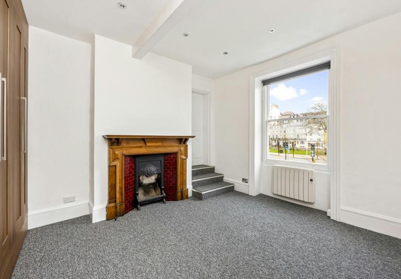 Marlborough Place 26-012.JPG