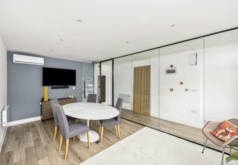 Bolney Grange Business Park, Stairbridge Court, Unit 9-014.JPG