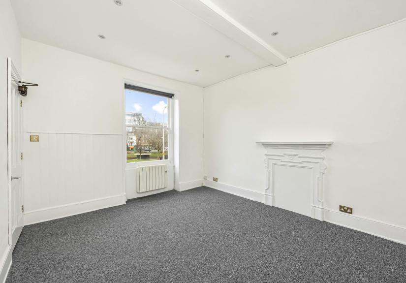 Marlborough Place 26-009.JPG