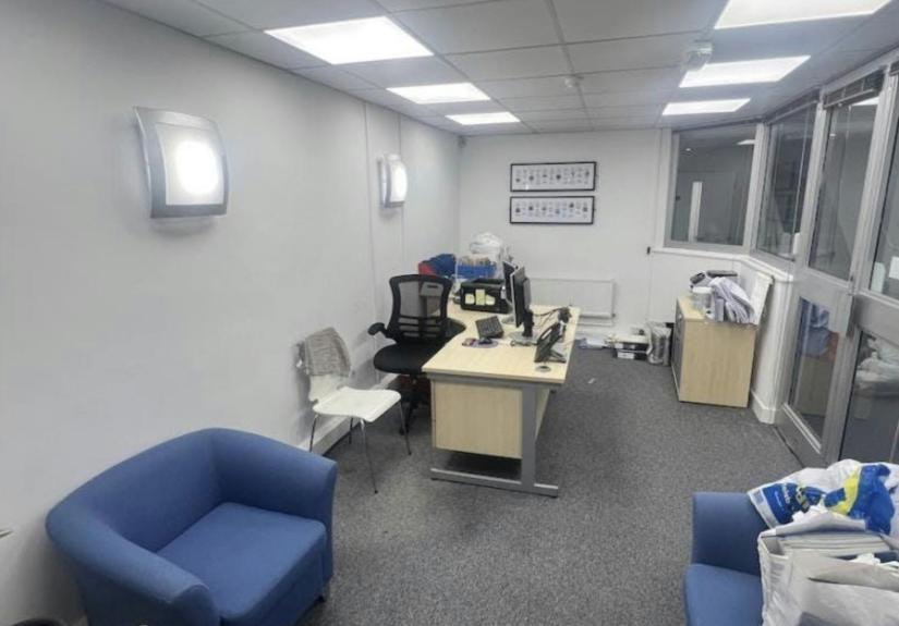 Image 12-02-2026 at 17.05.jpg