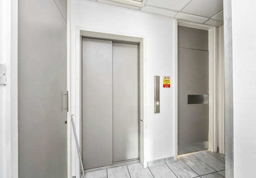 Old Steine, 44-46, Third Floor-007.JPG