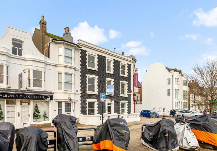 Marlborough Place 26-027.JPG