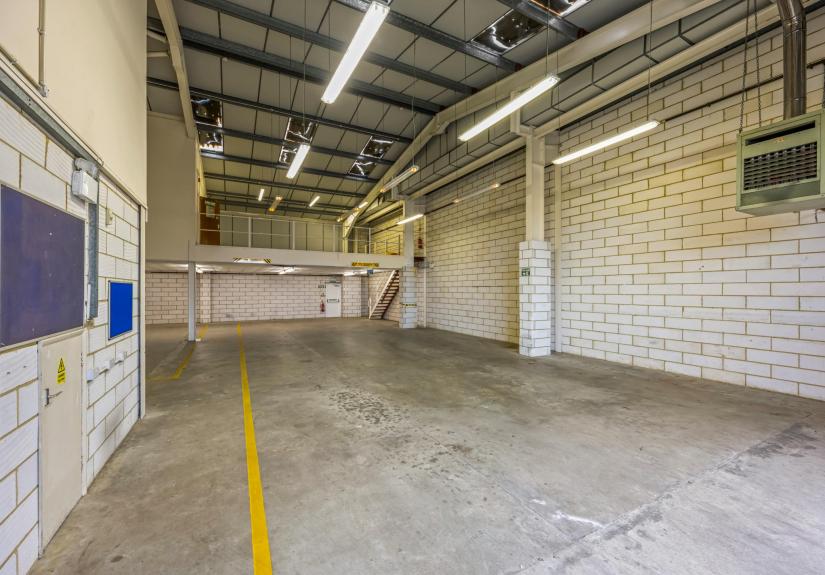 Cyril Richings Buisness Centre, Unit 2-004.JPG