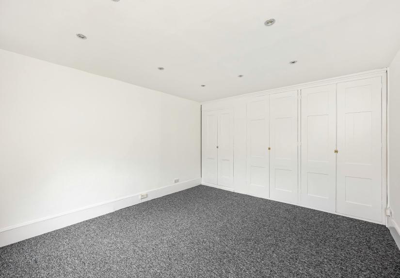 Marlborough Place 26-004.JPG