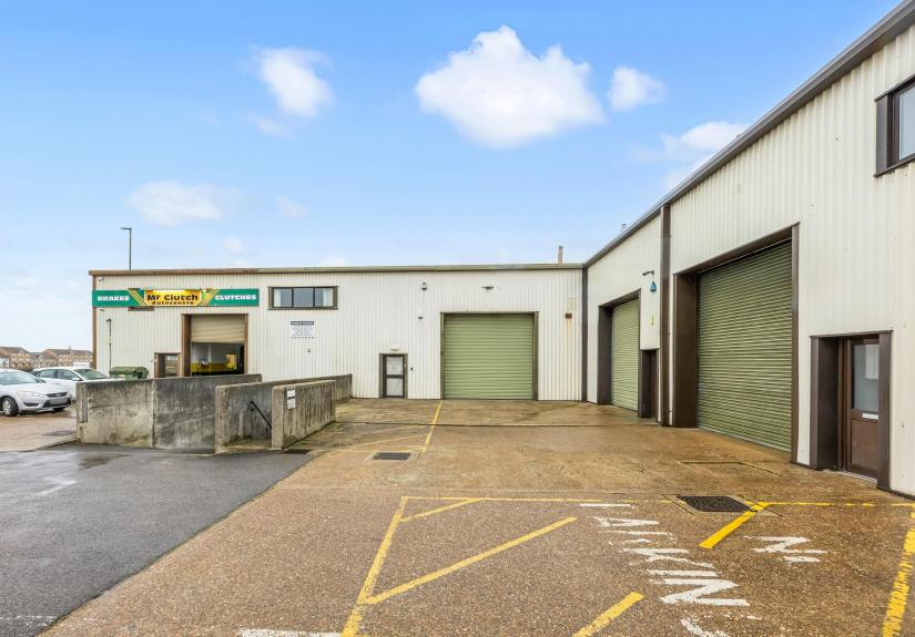 Cyril Richings Buisness Centre, Unit 2-019.JPG