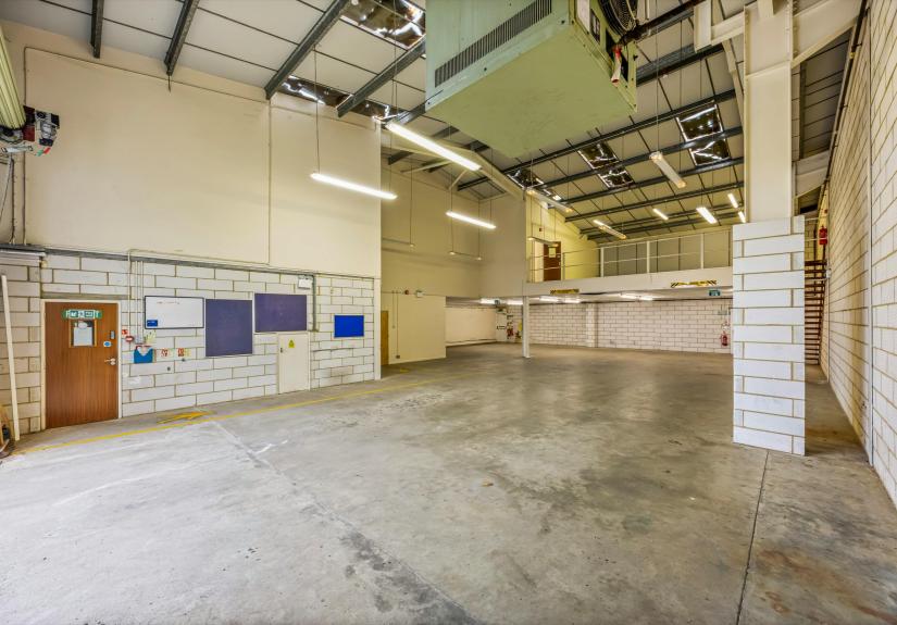 Cyril Richings Buisness Centre, Unit 2-005.JPG