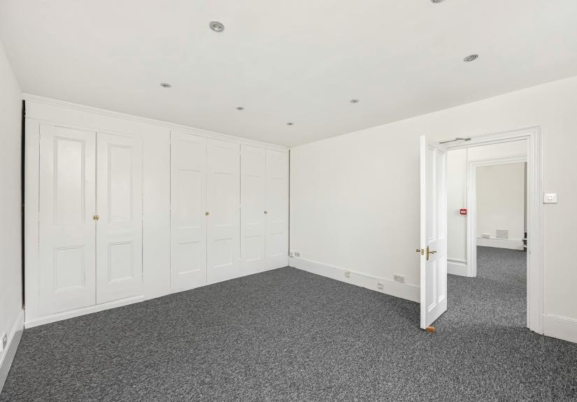 Marlborough Place 26-005.JPG