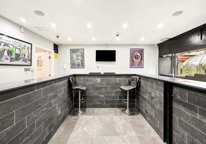 Brighton Square_9-007.JPG