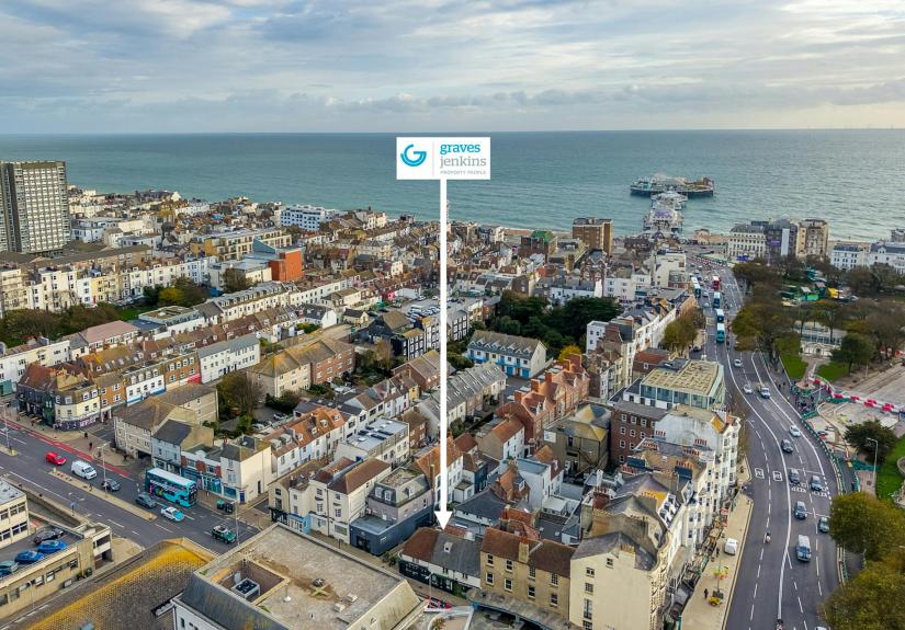 179  180 Edward Street Final1.jpg