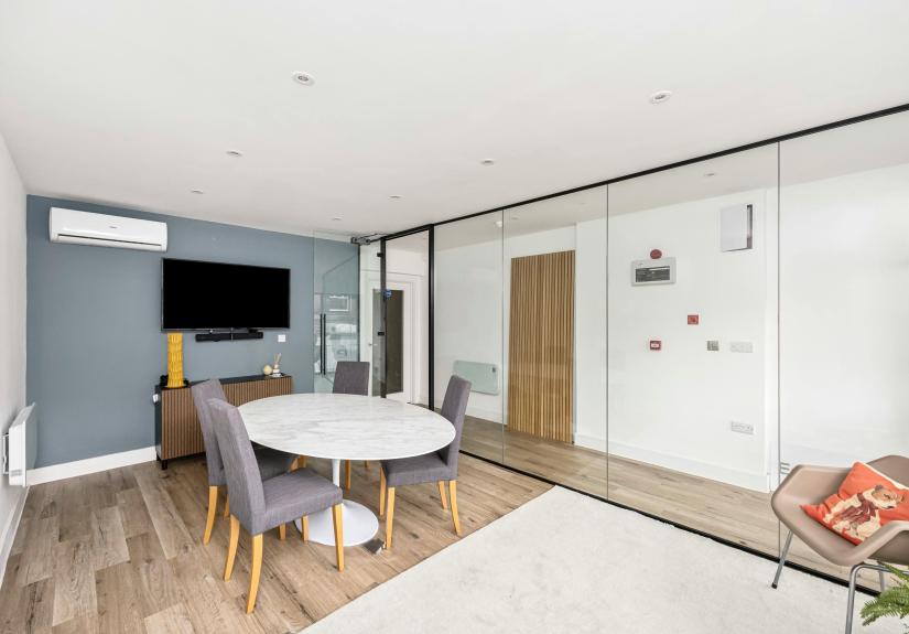 Bolney Grange Business Park, Stairbridge Court, Unit 9-014.JPG