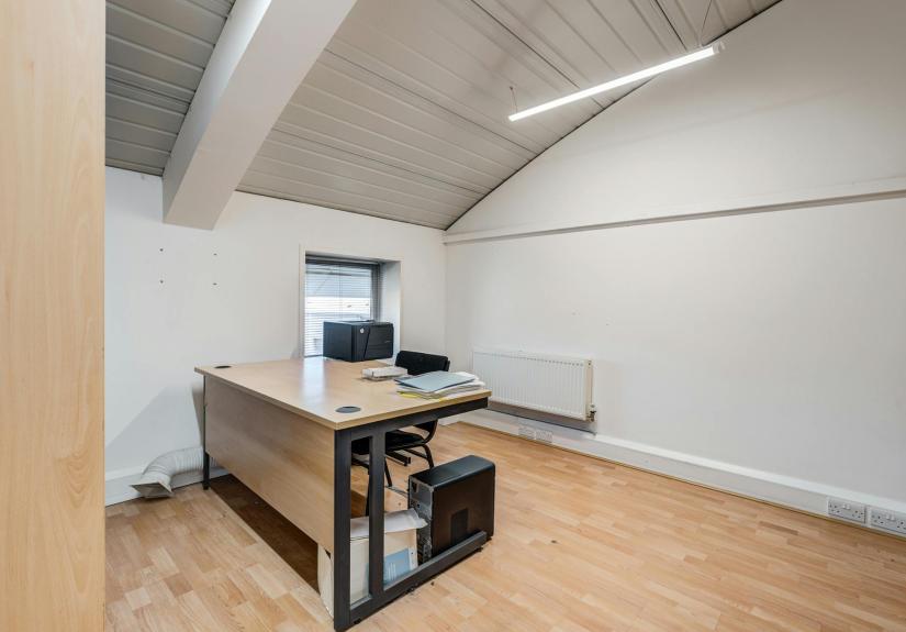 7 English Business Park Final12.jpg