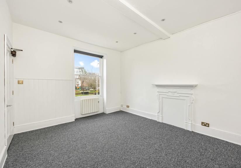 Marlborough Place 26-009.JPG