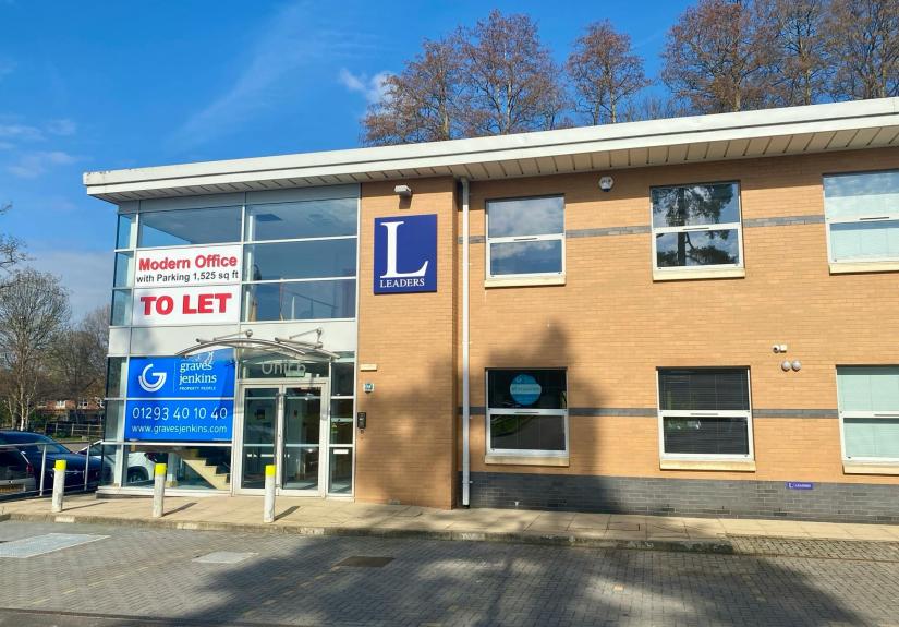 WEB FRONT IMG_9836.jpeg