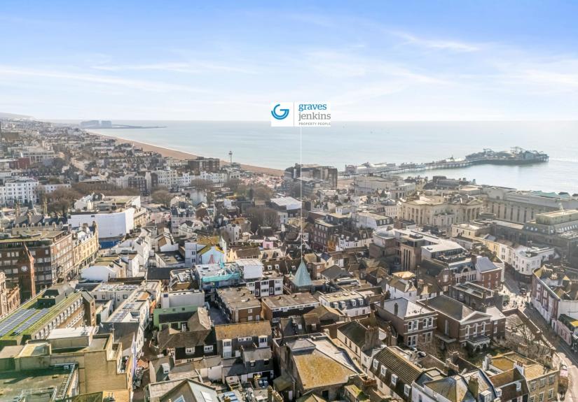 Brighton Square 20-006logo.jpg